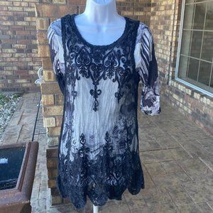 Alberto Makali B/W Tunic Size small